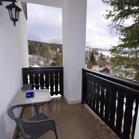 St. Moritz Πανσιόν